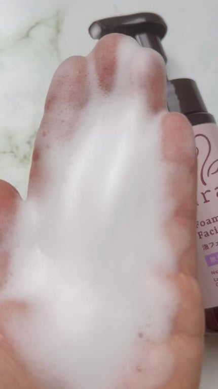 arau.(アラウ.) 泡フェイスソープ/arau.(アラウ)/泡洗顔の動画クチコミ2つ目