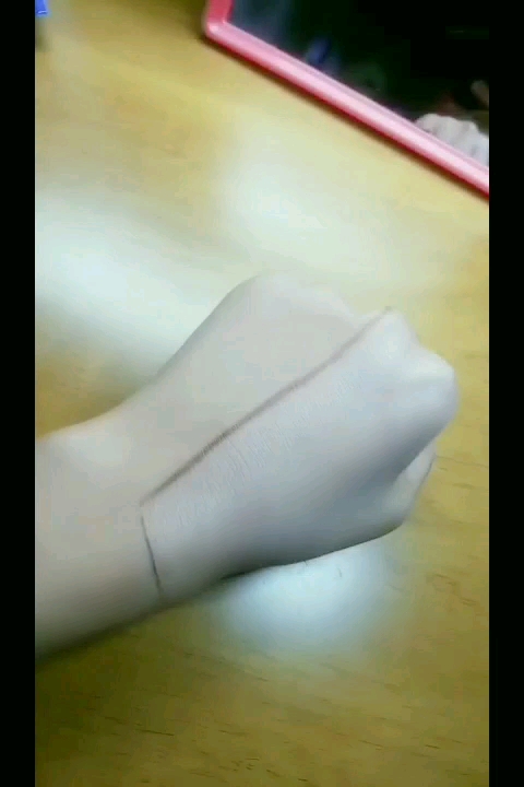 マーメイドスキンジェルUV/キャンメイク/日焼け止めジェルを使ったクチコミ（3枚目）