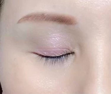 シャイニーシャドウ N/excel/単色アイシャドウを使ったクチコミ（3枚目）