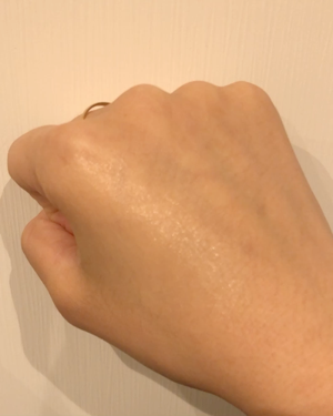 マットシフォンUVモイストベース/KiSS/化粧下地を使ったクチコミ（2枚目）