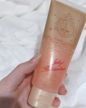 MAJOLICA MAJORCA ジェリーロマンティカ OR (キンモクセイの香り)のクチコミ「すれ違えばきっと振り向いてしまう。
魅了される優しいキンモクセイの香り。
〜紹介アイテム.....」(3枚目)