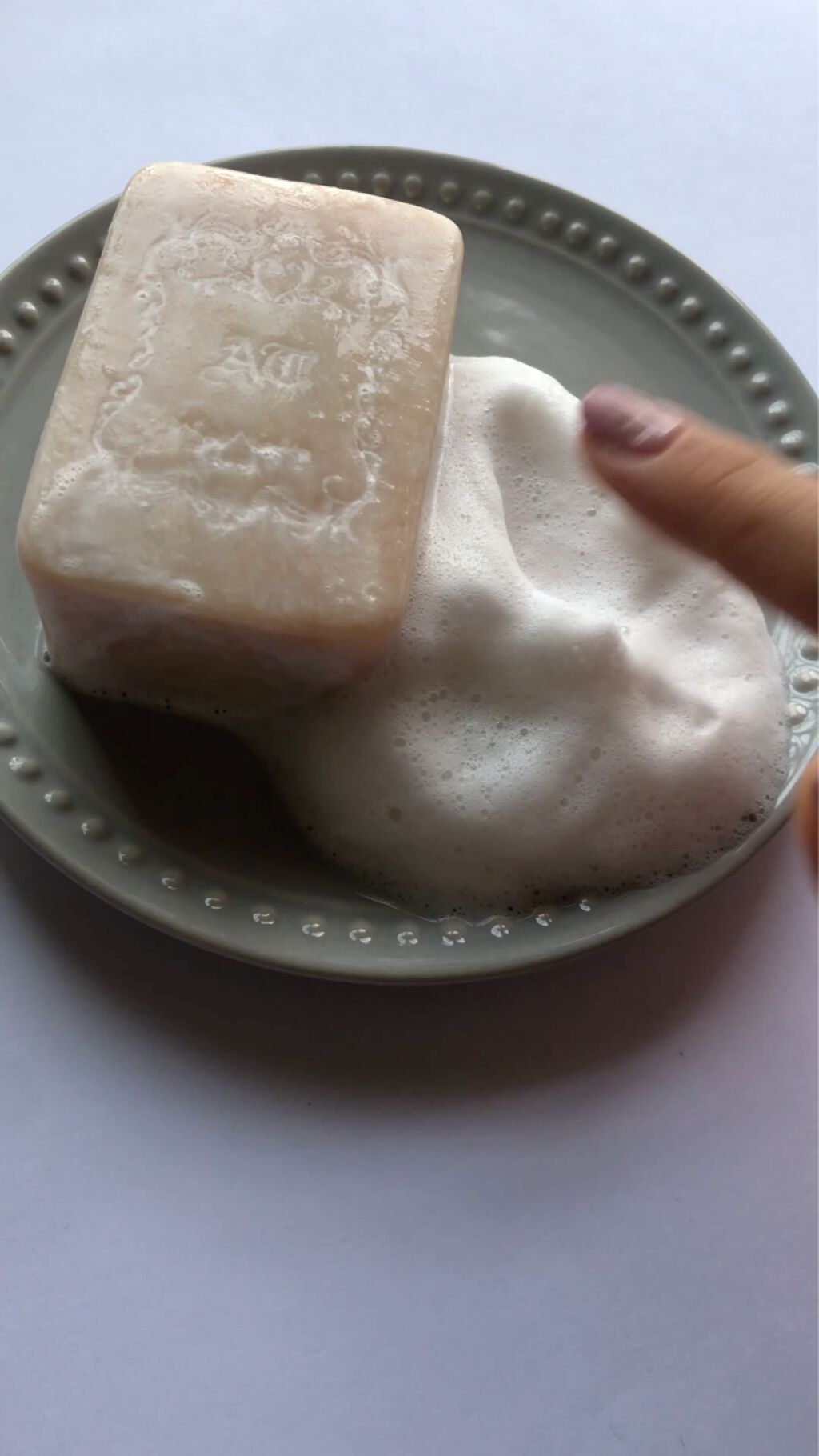 薔薇はちみつ石鹸/麗凍化粧品/洗顔石鹸の動画クチコミ3つ目