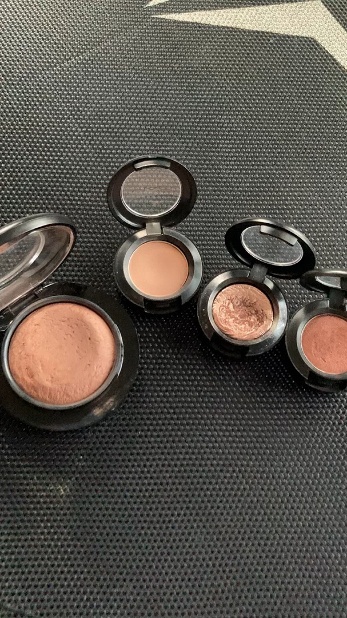 スモール アイシャドウ テート ア ティント/M・A・C/単色アイシャドウを使ったクチコミ（1枚目）