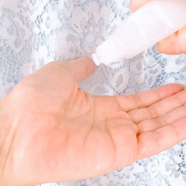 エポホワイティア/epo/美容液の動画クチコミ4つ目