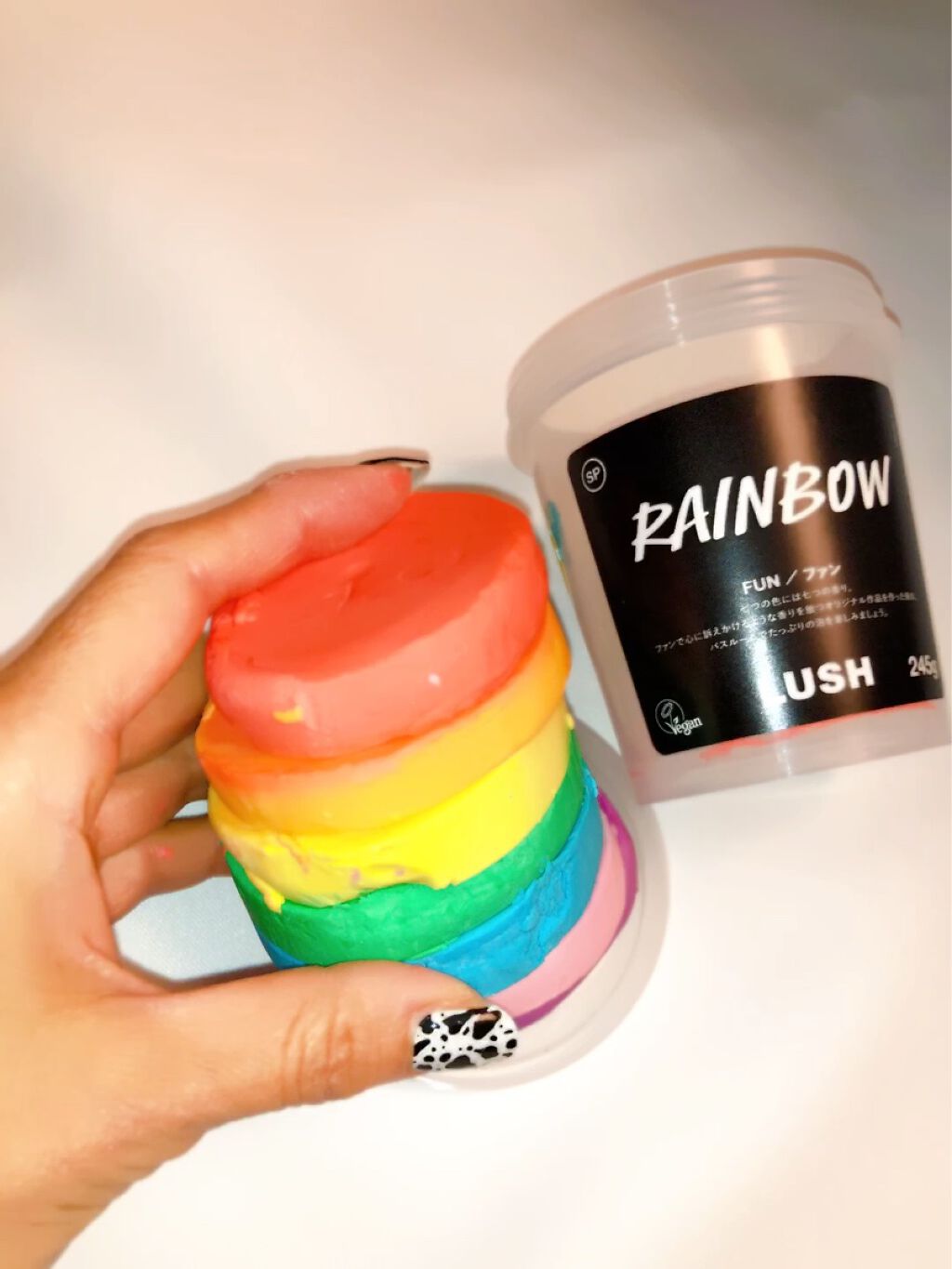 ファン レインボウ/ラッシュ/無機塩系入浴剤の動画クチコミ2つ目