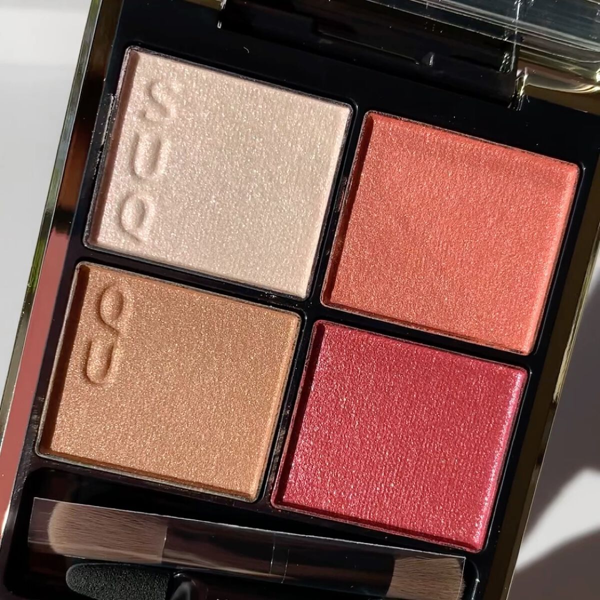 トーン タッチ アイズ/SUQQU/単色アイシャドウを使ったクチコミ（3枚目）