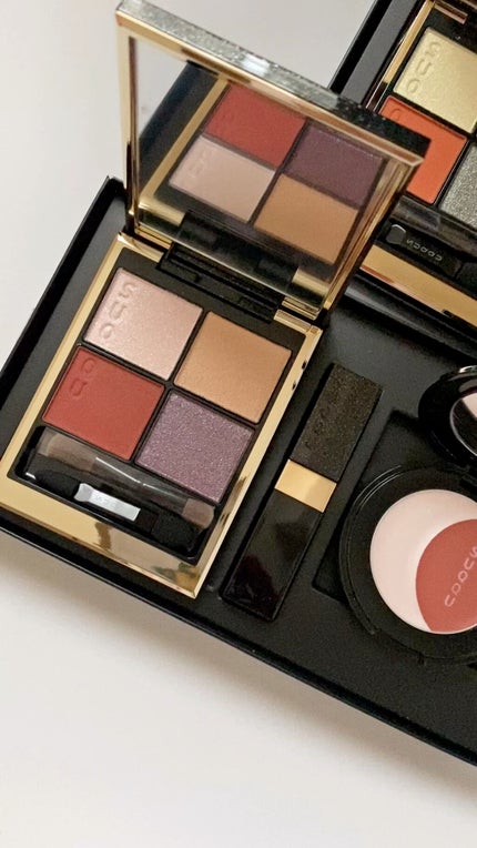 ホリデー メイクアップ キット A/B/SUQQU/メイクアップキットの人気ショート動画