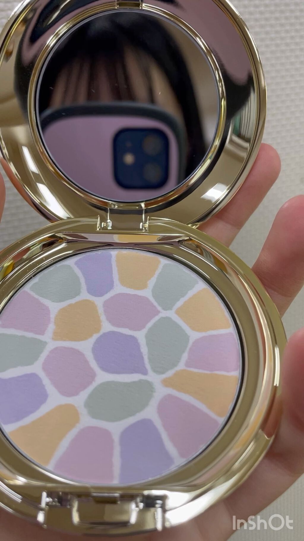 ラ プードル オートニュアンス/Elégance/プレストパウダーを使ったクチコミ（1枚目）