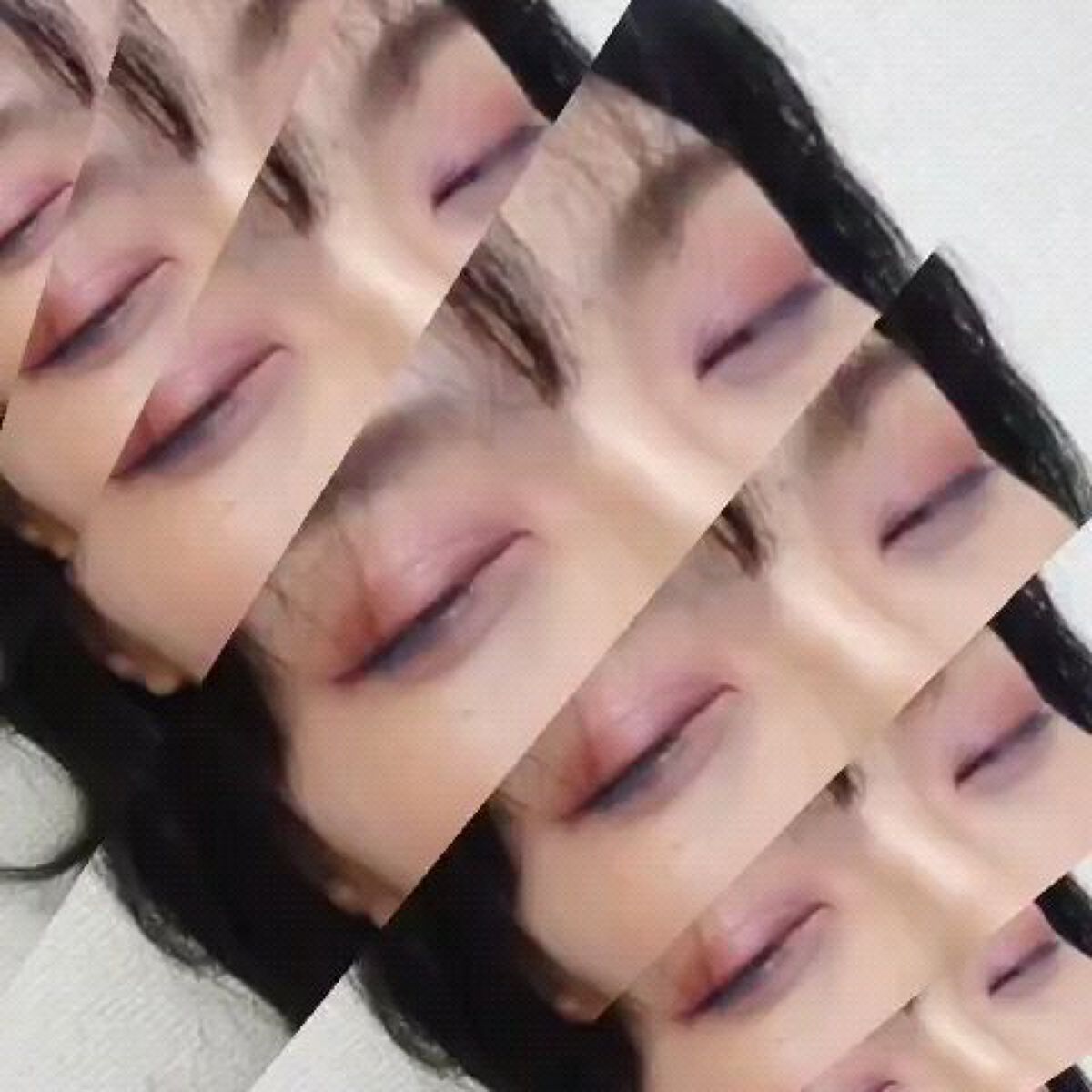 スモール アイシャドウ/M・A・C/単色アイシャドウの動画クチコミ1つ目