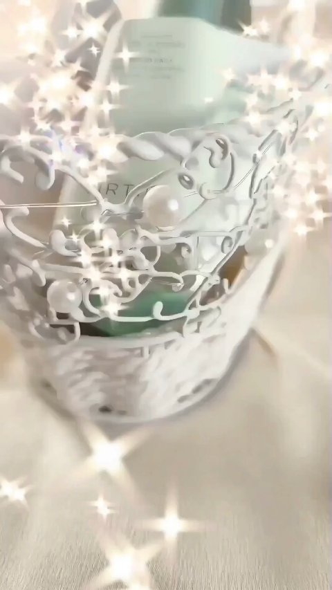 #PR 今日は、どの下地でメイクする？💚🩷💜🧡

@tirtir_jp_official


カラバリ豊富なTIRTIRのトーンアップエッセンスなら、肌悩みに合わせて選べるのが◎
┈┈┈┈┈┈┈ ❁ ❁ ❁ ┈┈┈┈┈┈┈┈
TIR