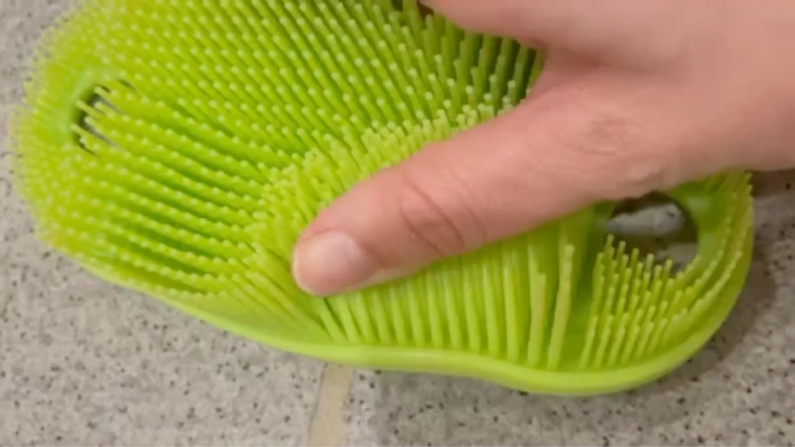 フットメジ 4way足用ブラシ/フットメジ/レッグ・フットケアを使ったクチコミ（2枚目）