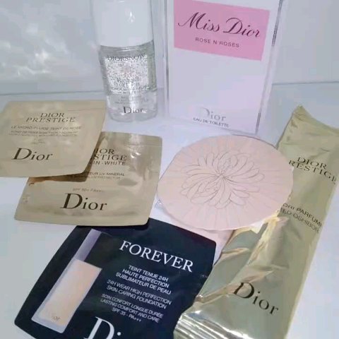 スノー ライト エッセンス ローション (薬用化粧水) (医薬部外品)/Dior/化粧水を使ったクチコミ（1枚目）
