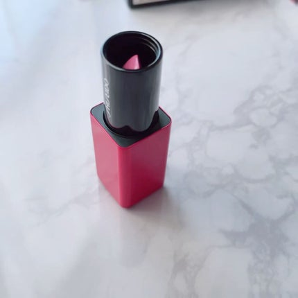 テクノサテン ジェル リップスティック 416 Red Shift テクノサテン ジェル リップスティック 416 Red Shift