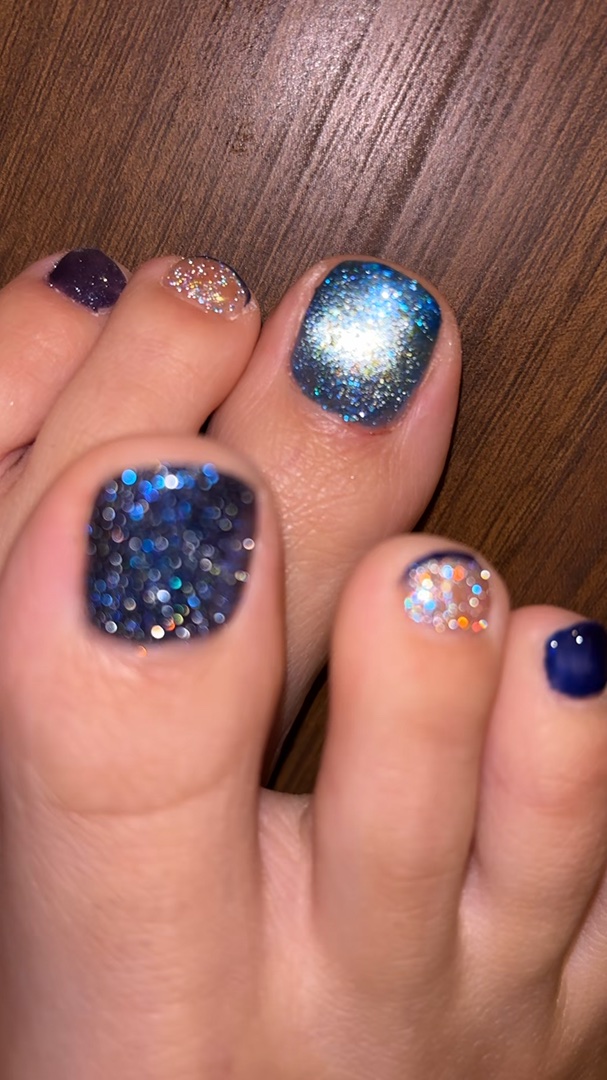 #透け感宝石ネイル,#フットネイル,#夏ネイル,#ギャラクシーネイル,#夜空ネイル,#星座ネイル,#ブルーネイル,#セルフジェルネイル,#セルフネイルのネイルデザイン