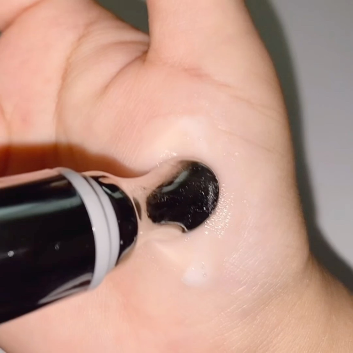 CICAコラーゲンアイクリーム/VT/アイケア・アイクリームの動画クチコミ1つ目