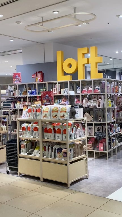 アンノウンアイズ/STEIASUR(ステイアシュール)/アイシャドウパレットの人気ショート動画