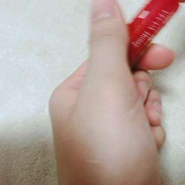 ハニーラスター r/ROAlív/リップグロスを使ったクチコミ(2枚目)