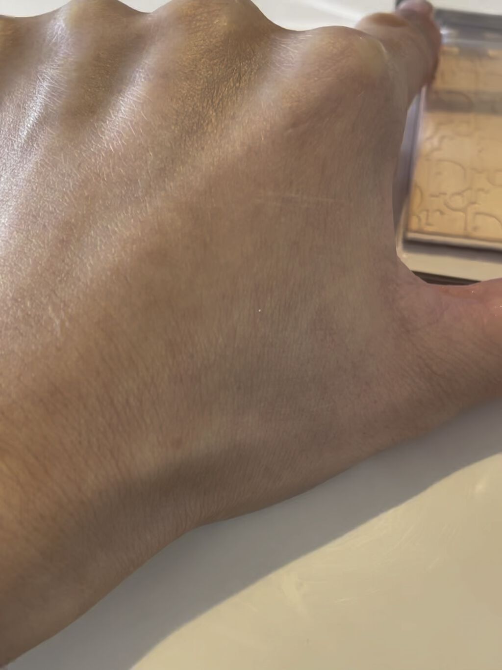 ディオール バックステージ フェイス＆ボディ パウダー/Dior/プレストパウダーの動画クチコミ1つ目