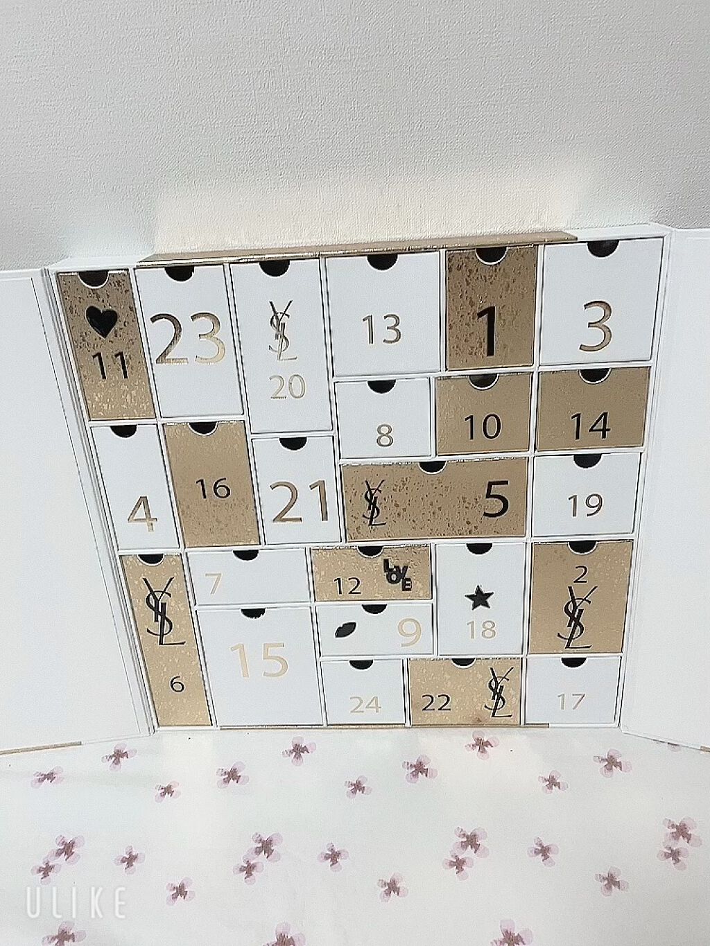 ノエル アドベント カレンダー /YVES SAINT LAURENT BEAUTE/メイクアップキットを使ったクチコミ（1枚目）