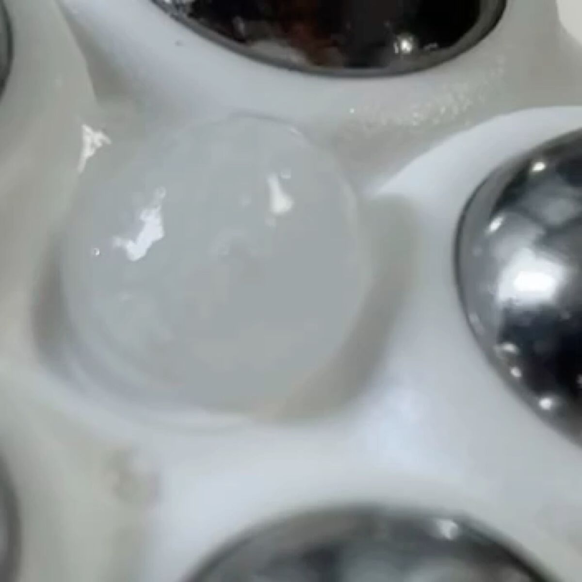 Vフィット ローラー クリーム/HUE_CALM/フェイスクリームを使ったクチコミ（2枚目）