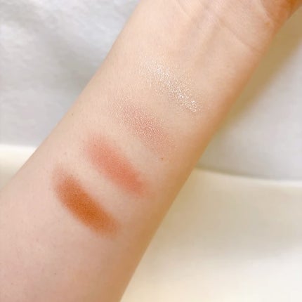 シャインオンステージアイパレット/upink/アイシャドウパレットを使ったクチコミ(4枚目)