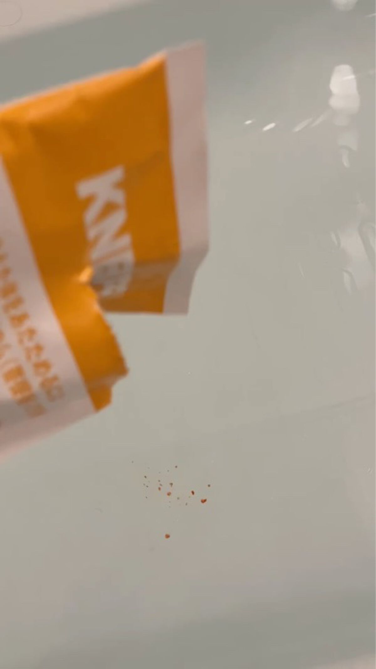 クナイプ バスソルト オレンジ・リンデンバウム<菩提樹>の香り/クナイプ/無機塩系入浴剤の動画クチコミ5つ目