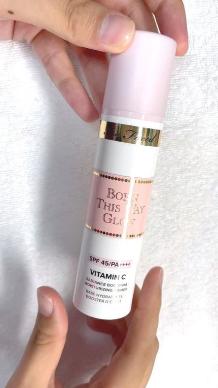 ボーン ディス ウェイ グロウ モイスチュアライジング メイクアップ プライマー/Too Faced/化粧下地の動画クチコミ5つ目