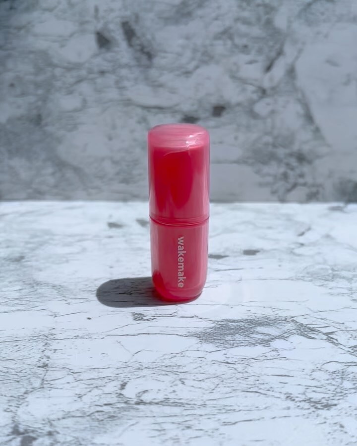 ウォータフルグロウティント/wakemake/リップティントを使ったクチコミ（2枚目）