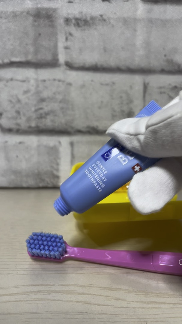 トラベルセット　クラプロックスビーユー/CURAPROX/歯ブラシの動画クチコミ2つ目