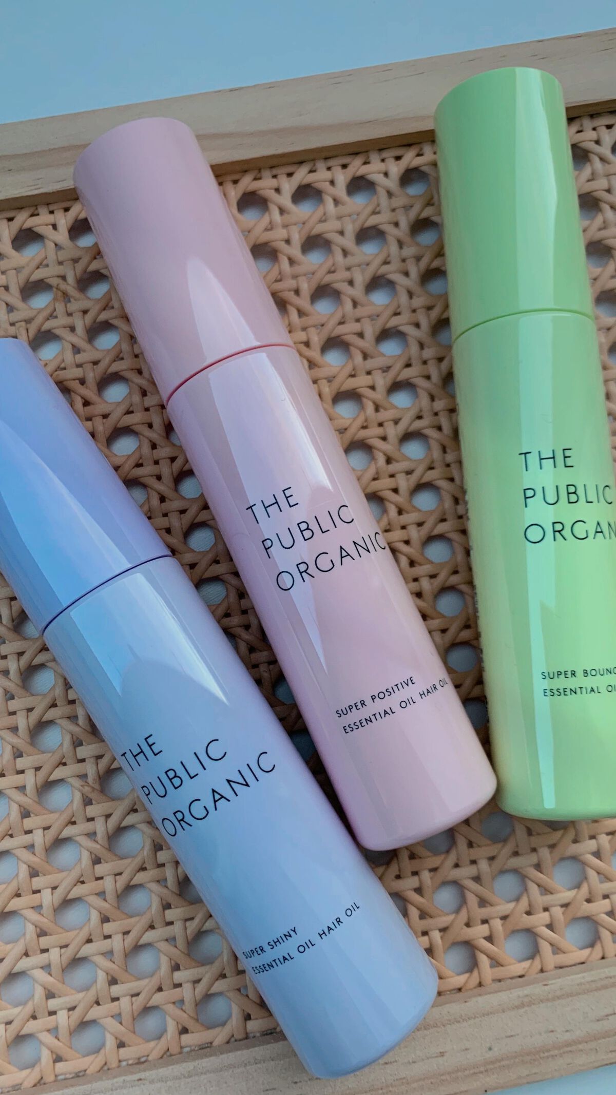 .
@thepublicorganicofficial 

❝生搾りオイルサンド❞とはなんぞや

はい、美味しそうなワードです🥺🍋

THE PUBLIC ORGANICの
オーガニック精油ヘアオイル🪄

タオルドライの後にオイルを使