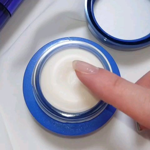 セラム シールド/ONE BY KOSE/フェイスバームを使ったクチコミ（3枚目）