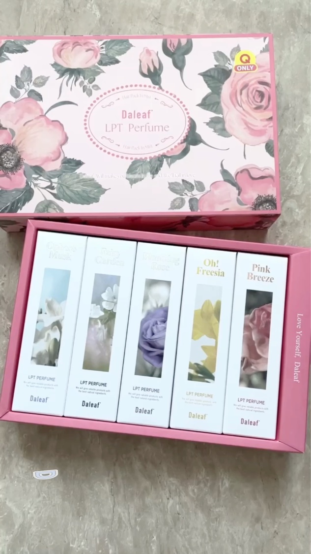 パフュームヘアパックインミスト Pink Breeze/Daleaf/アウトバストリートメントを使ったクチコミ（2枚目）