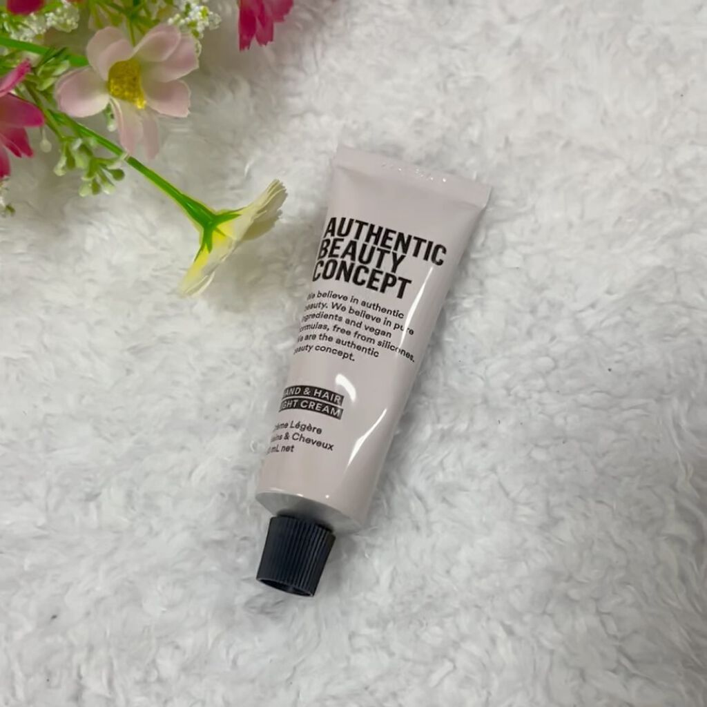 ハンド＆ヘア ライトセラム/AUTHENTIC BEAUTY CONCEPT/ハンドクリームを使ったクチコミ（2枚目）