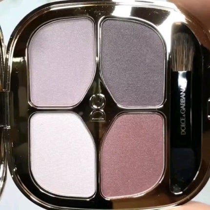 フェリンアイズ インテンスアイシャドウ クアッド/DOLCE&GABBANA BEAUTY/アイシャドウパレットを使ったクチコミ(4枚目)