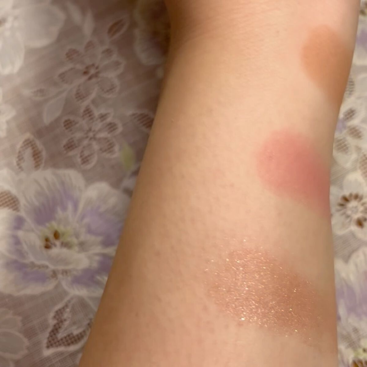 シェード＆シャドー/BBIA/単色アイシャドウの動画クチコミ2つ目