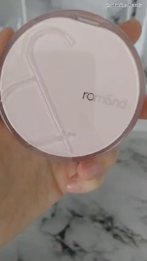 ブルームインカバーフィットクッション/rom&nd/クッションファンデーションの動画クチコミ5つ目