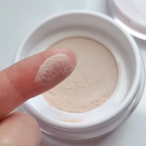 ウォンジョンヨ フィクシングブラーパウダー N 02 プレーンベージュ