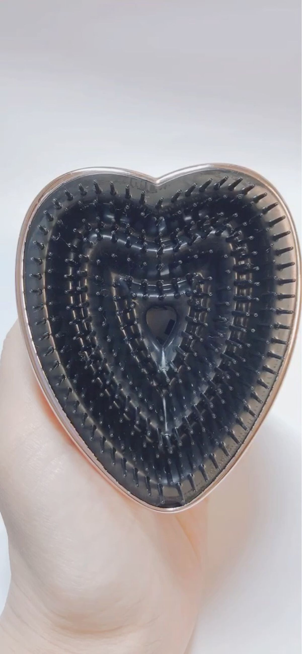 リファ ハートブラシ/ReFa/頭皮ケアの人気ショート動画