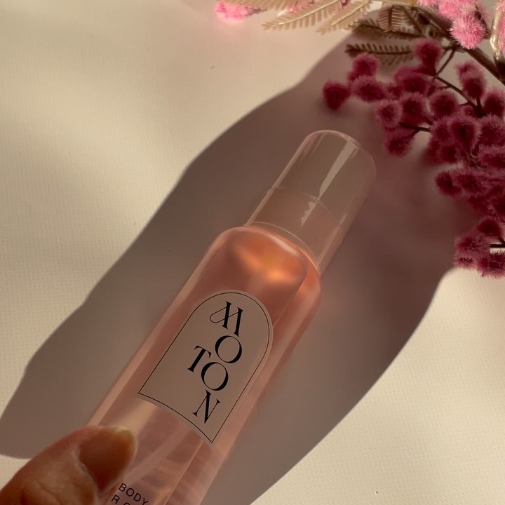 MOTON ヘア&ボディミスト フラワーガーデン/MOTON/香水(レディース)を使ったクチコミ（3枚目）