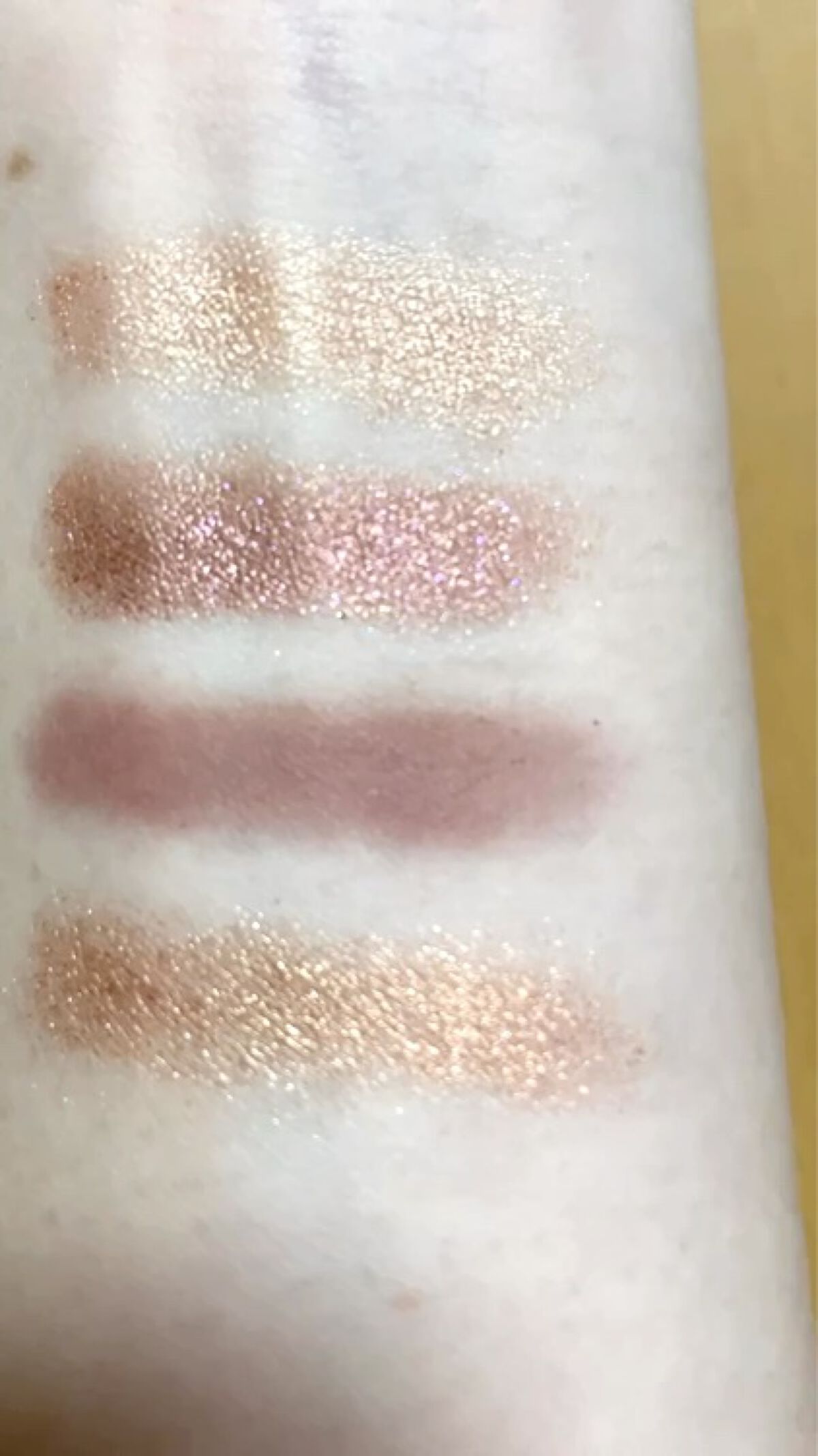 Celestial Odyssey Luxe Quad/PAT McGRATH LABS/アイシャドウパレットを使ったクチコミ（2枚目）