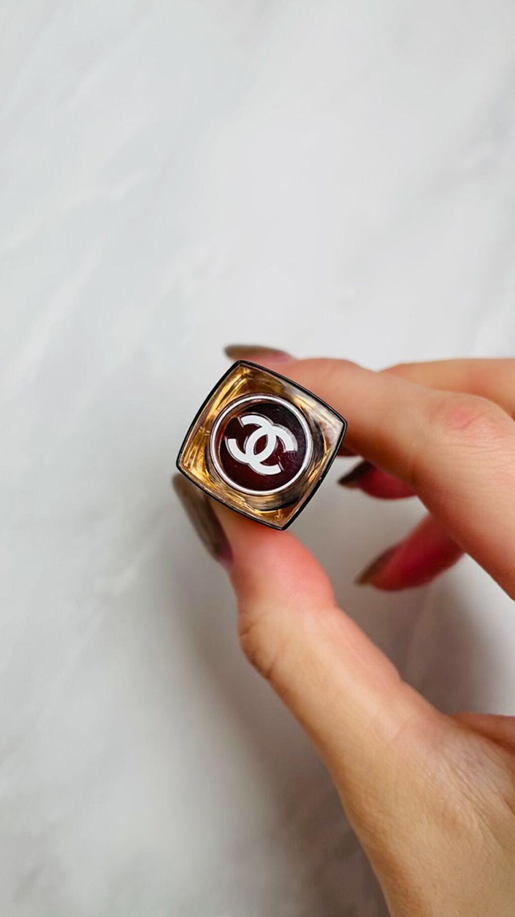 ルージュ ココ フラッシュ/CHANEL/口紅の人気ショート動画