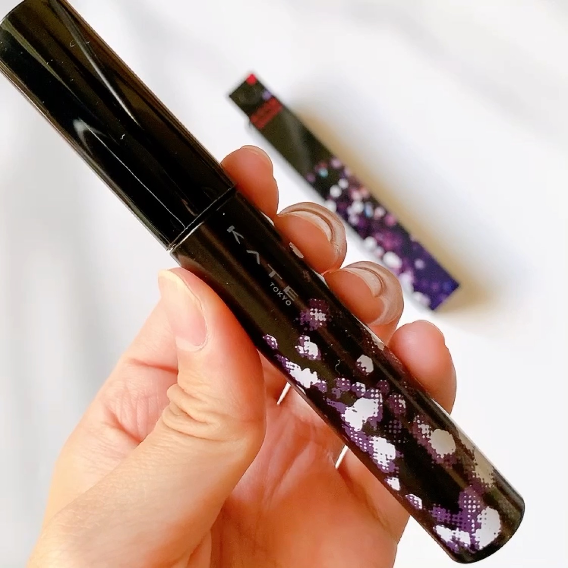 グリッターブロウマスカラ/KATE/眉マスカラの動画クチコミ2つ目