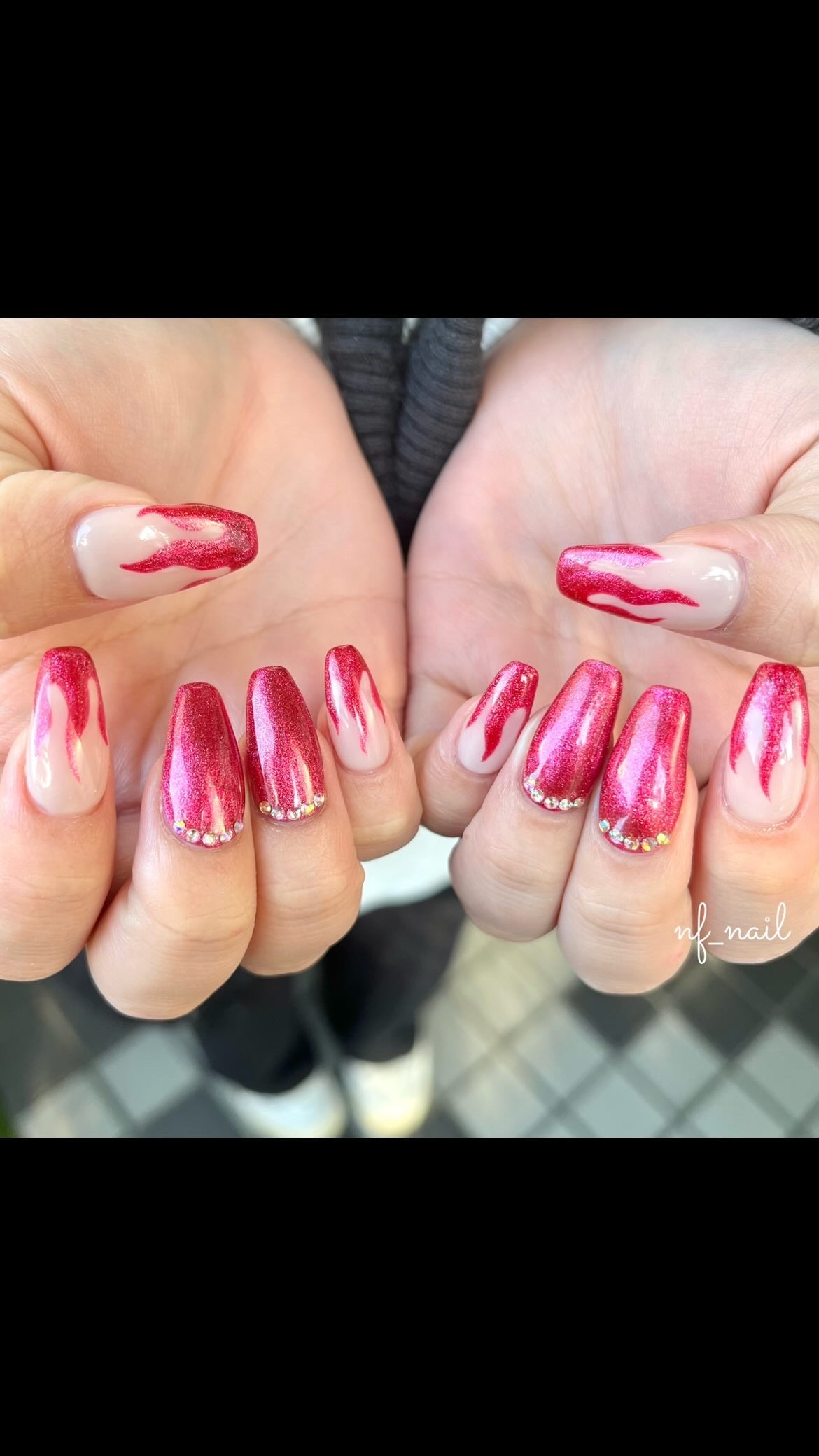 #ネイル,#ジェルネイル,#ニュアンスネイル,#キラキラネイル,#冬ネイル,#ファイヤーネイル,#マグネットネイル,#フラッシュネイルのネイルデザイン