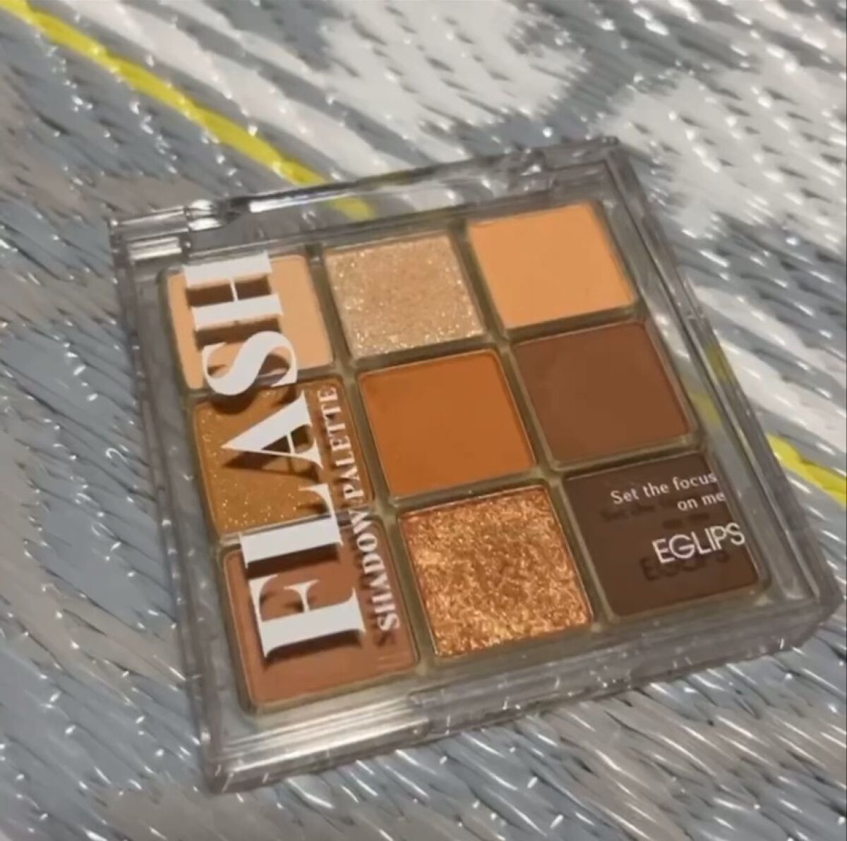 フラッシュシャドーパレット 01 Sunset Crush/EGLIPS/アイシャドウパレットを使ったクチコミ（1枚目）