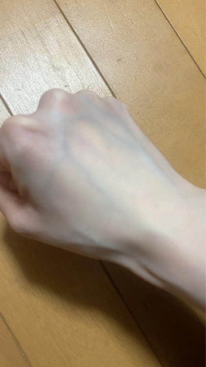 ビオレUV アクアリッチ ライトアップエッセンス/ビオレ/日焼け止め・UVケアの動画クチコミ2つ目