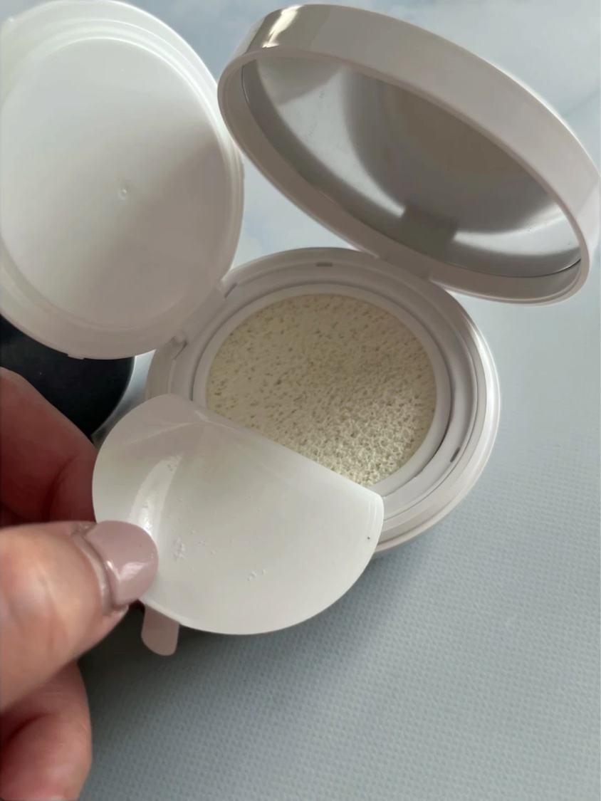 アディクション スキンケアUV タッチアップ クッション ケース/ADDICTION/クッションファンデーションを使ったクチコミ（3枚目）