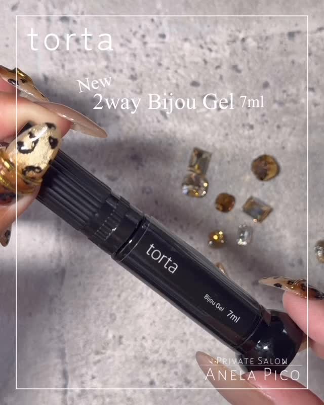 #セルフネイル,#ビジューネイルのネイルデザイン