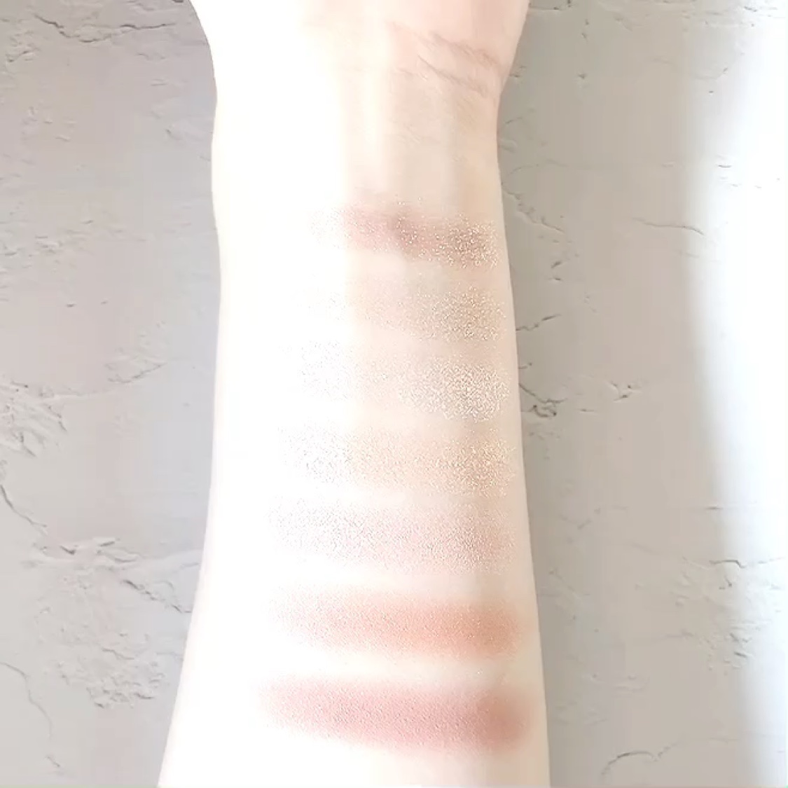 フーミー シングルラメシャドウ/WHOMEE/単色アイシャドウを使ったクチコミ（3枚目）