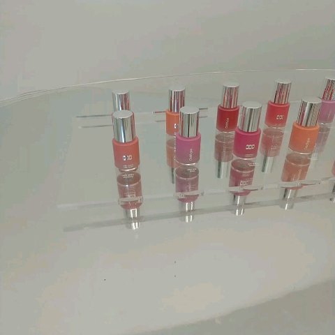 アンシーン ミラーティント/Oddtype/リップティントを使ったクチコミ（2枚目）