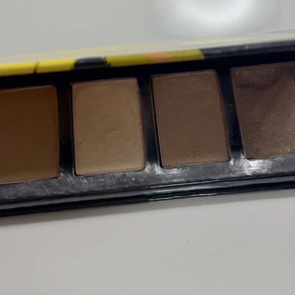 ヌードインザボックス/リンメル ロンドン/アイシャドウパレットの動画クチコミ1つ目